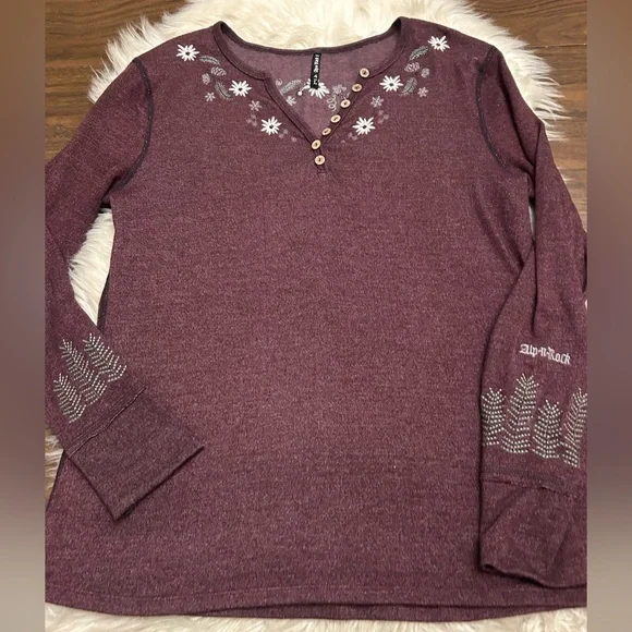 ALP N ROCK Floral Embroidered Long Sleeve Henley Shirt - Picture 2 of 11